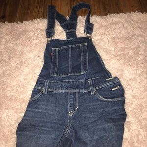 Super cute short overalls! Never Worn!